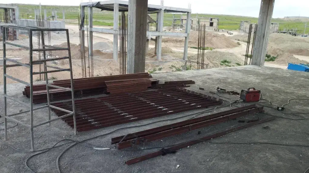 رنگ کاری در و پنجره و والپست|خدمات پیشه و مهارت|دهدشت, |دیوار