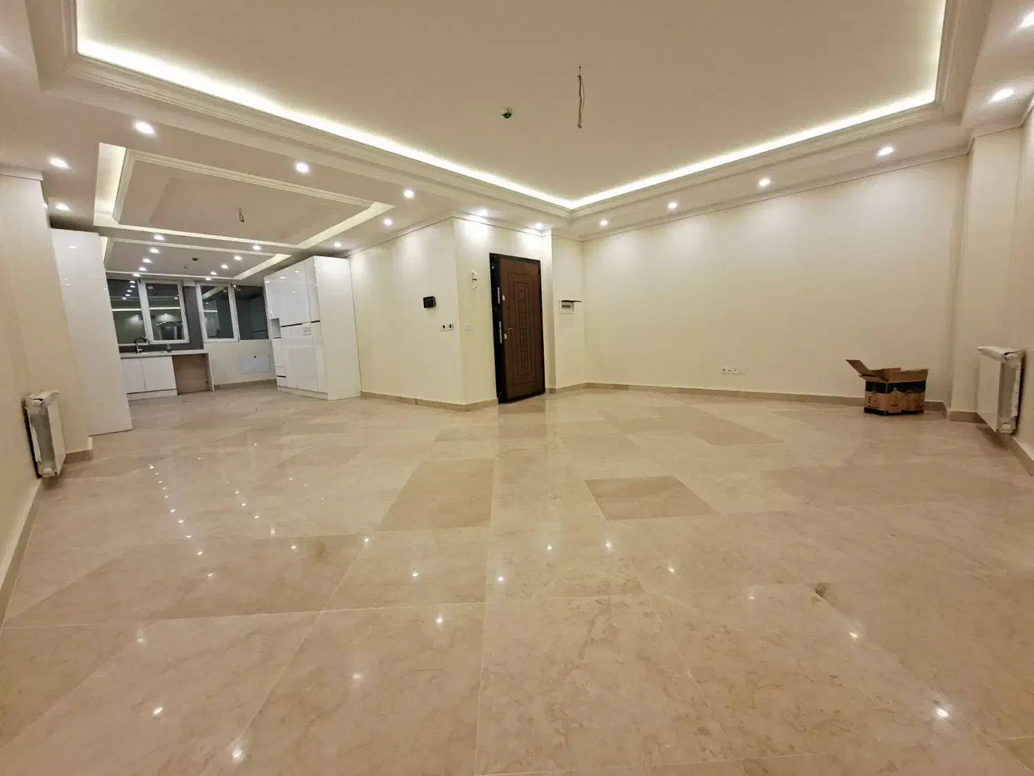 ۱۲۵ متر دو خواب/ فول امکانات/ نوساز