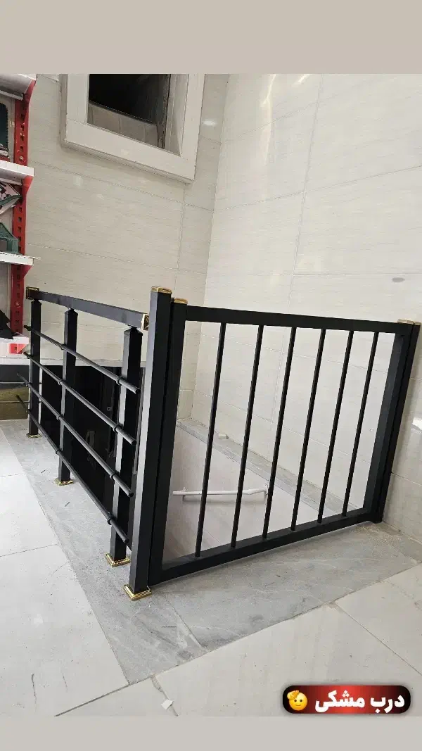 نصب و اجرای انواع نرده استیل|خدمات پیشه و مهارت|یزد, |دیوار