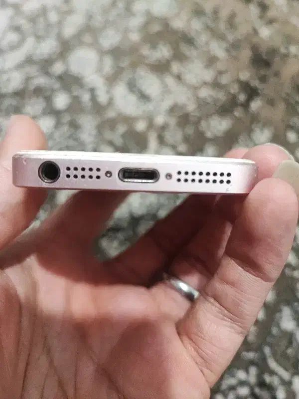 iphone se 64|موبایل|پرند, فاز ۶|دیوار