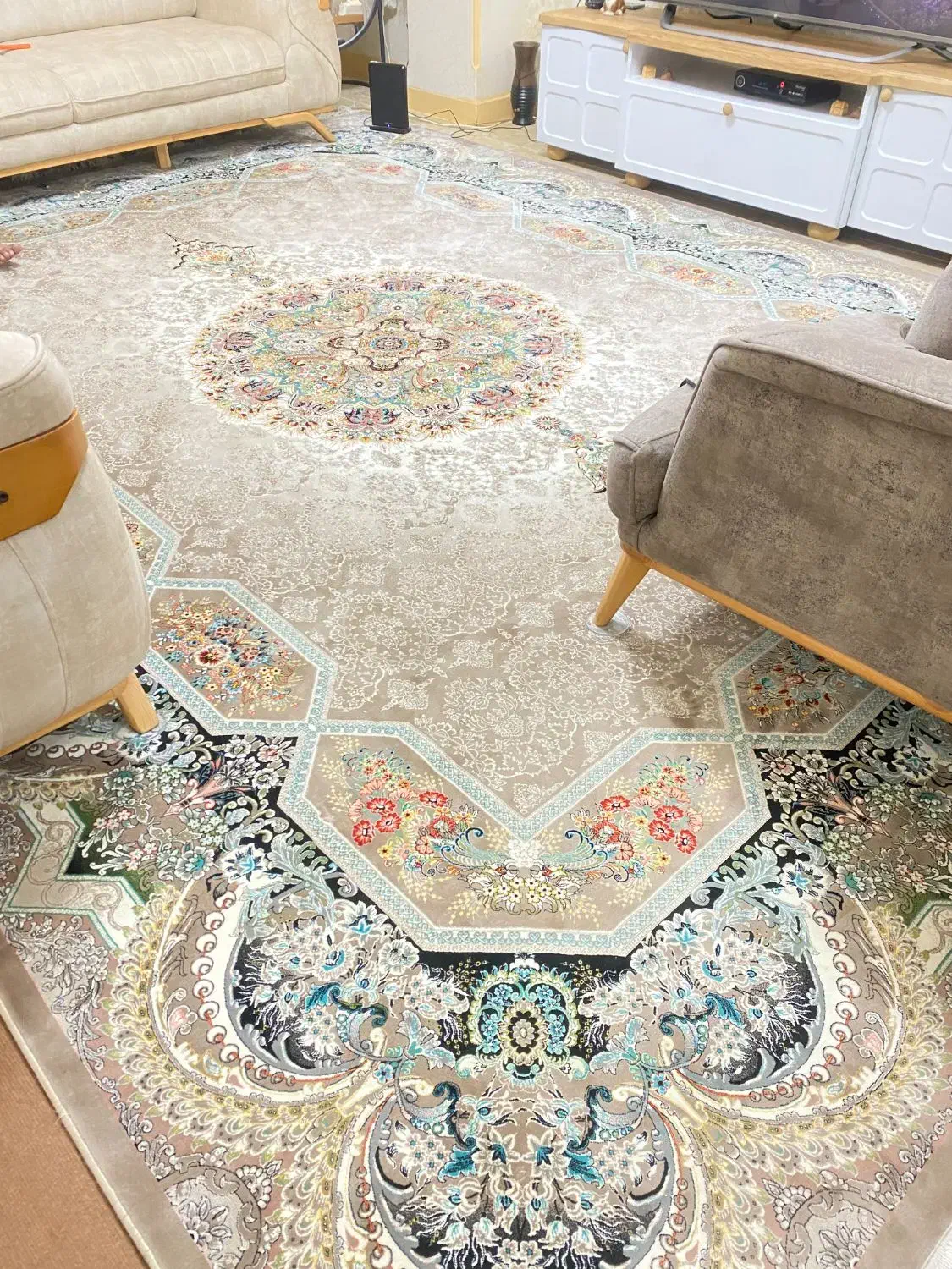 فرش ۱۲ متری خیلی قیمت خوب گذاشتم براتون|فرش|بندرعباس, |دیوار