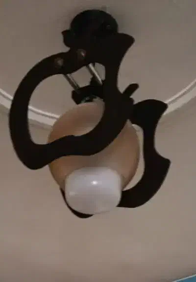 لوستر|لوستر و چراغ آویز|شاهینشهر, اقبال لاهوری|دیوار