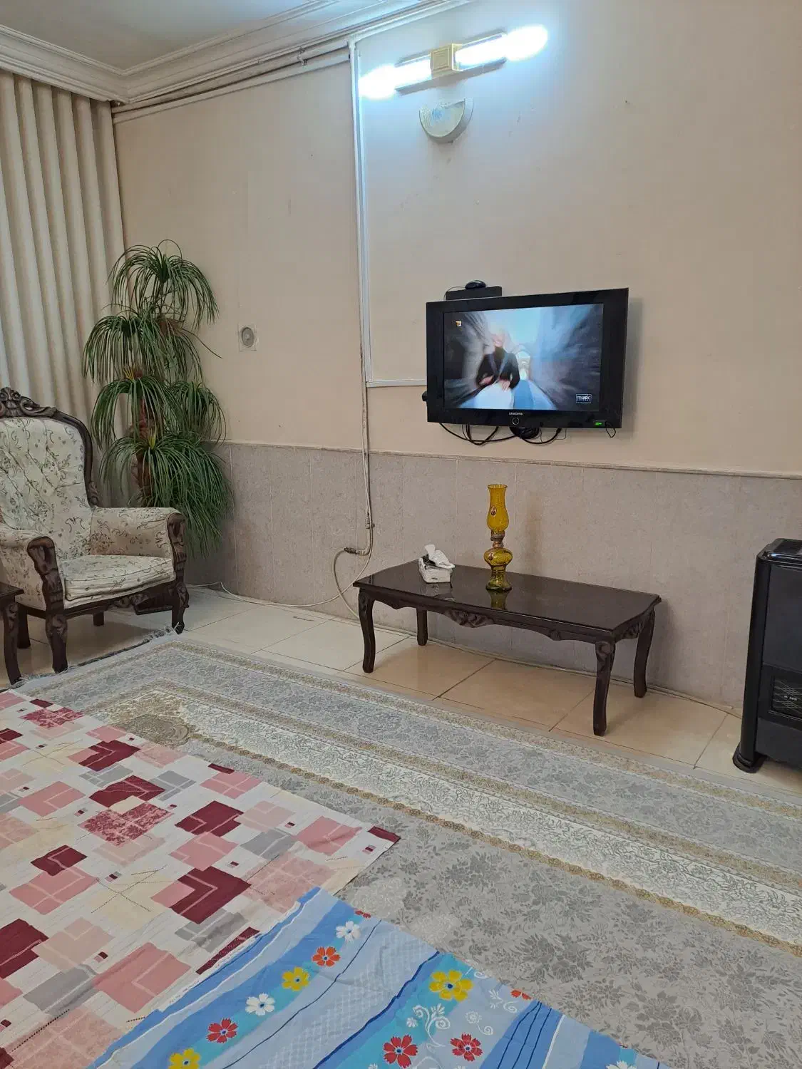 مبلمان سلطنتی|مبلمان خانگی و میز عسلی|زبرخان, |دیوار