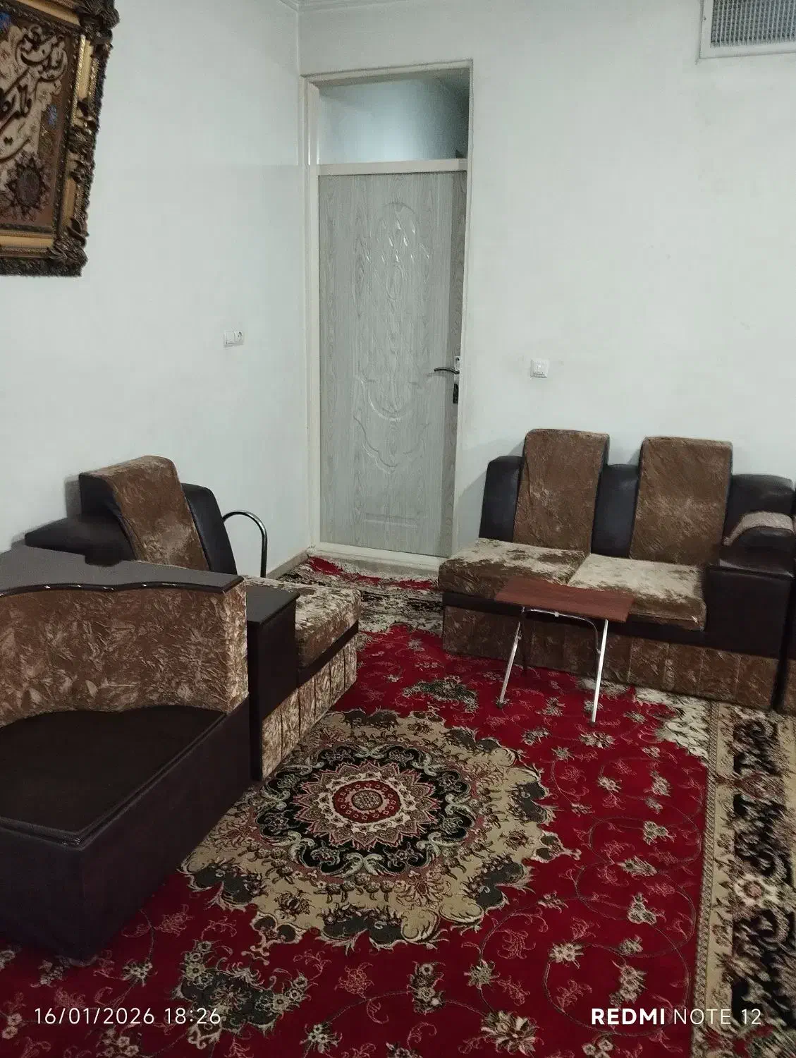 مبل هفت نفره دست دوم|مبلمان خانگی و میز عسلی|نسیمشهر, |دیوار