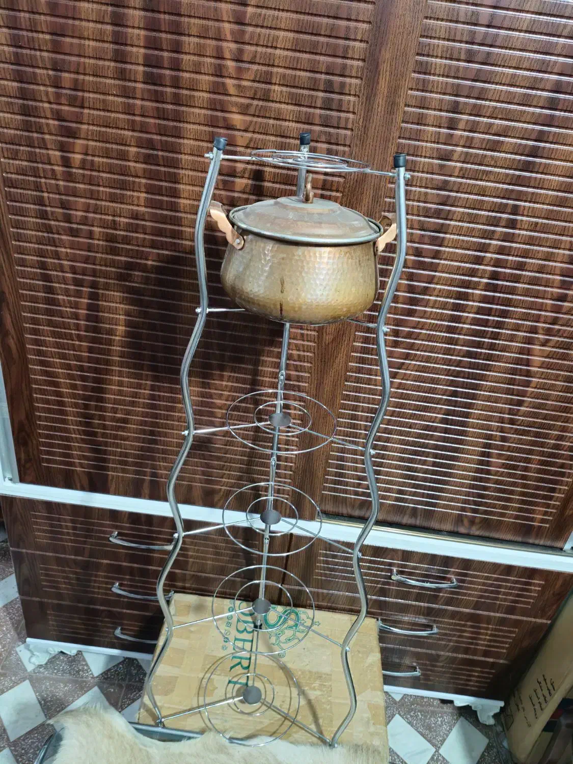 آنتیک پایه قابلمه ۶طبقه اصلا استفاده نشده|حراج|ساری, |دیوار