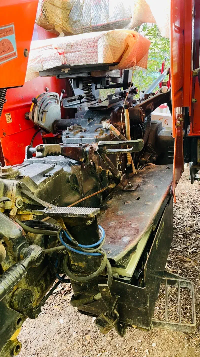 تراکتور ۲۸۵ مدل ۸۳ تک|خودرو سنگین|دوگنبدان, |دیوار