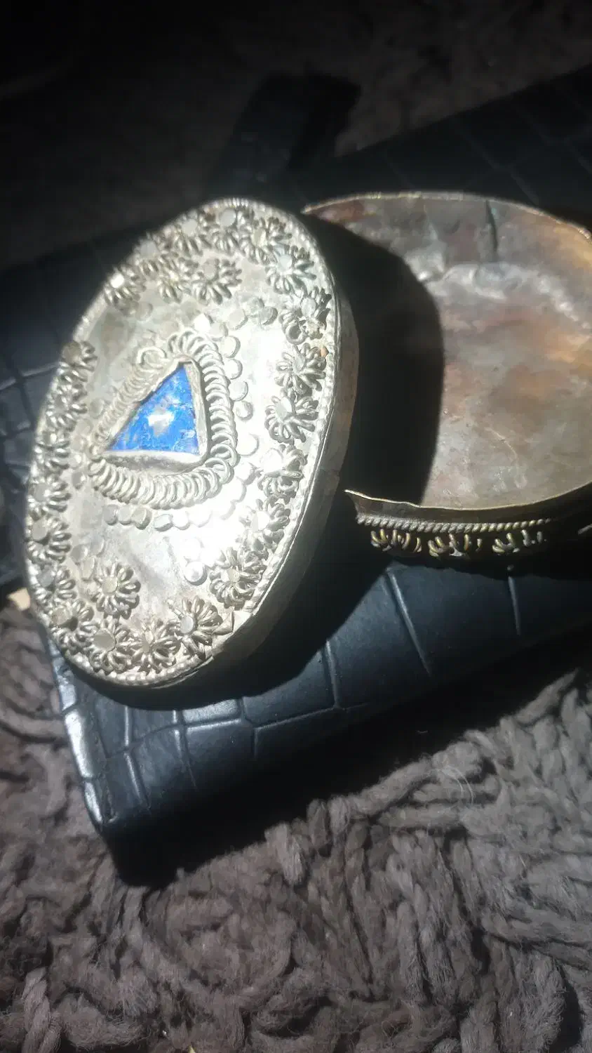 سنگ|کلکسیون اشیاء عتیقه|کیش, |دیوار