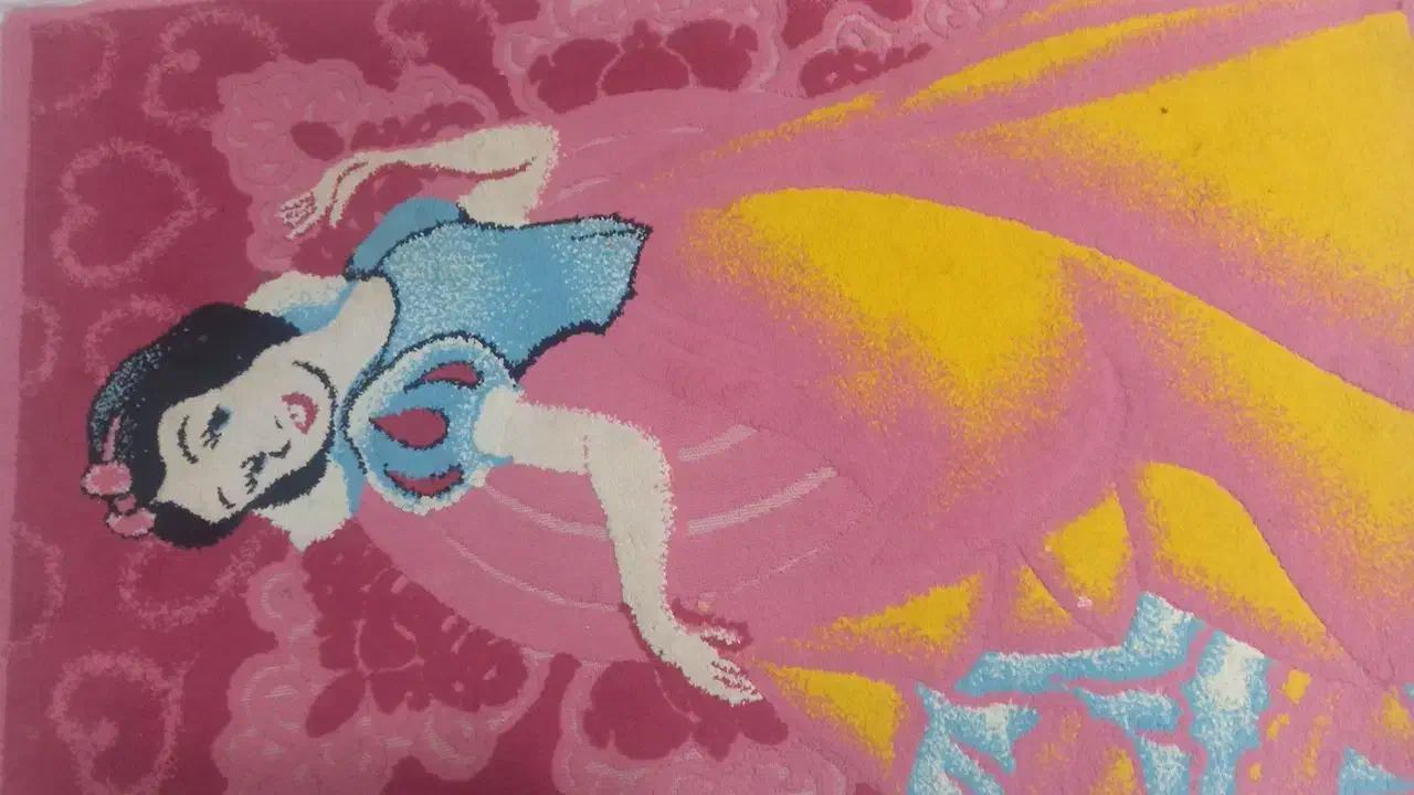 جاندارم ارزون میدم|فرش|پرند, فاز ۷|دیوار