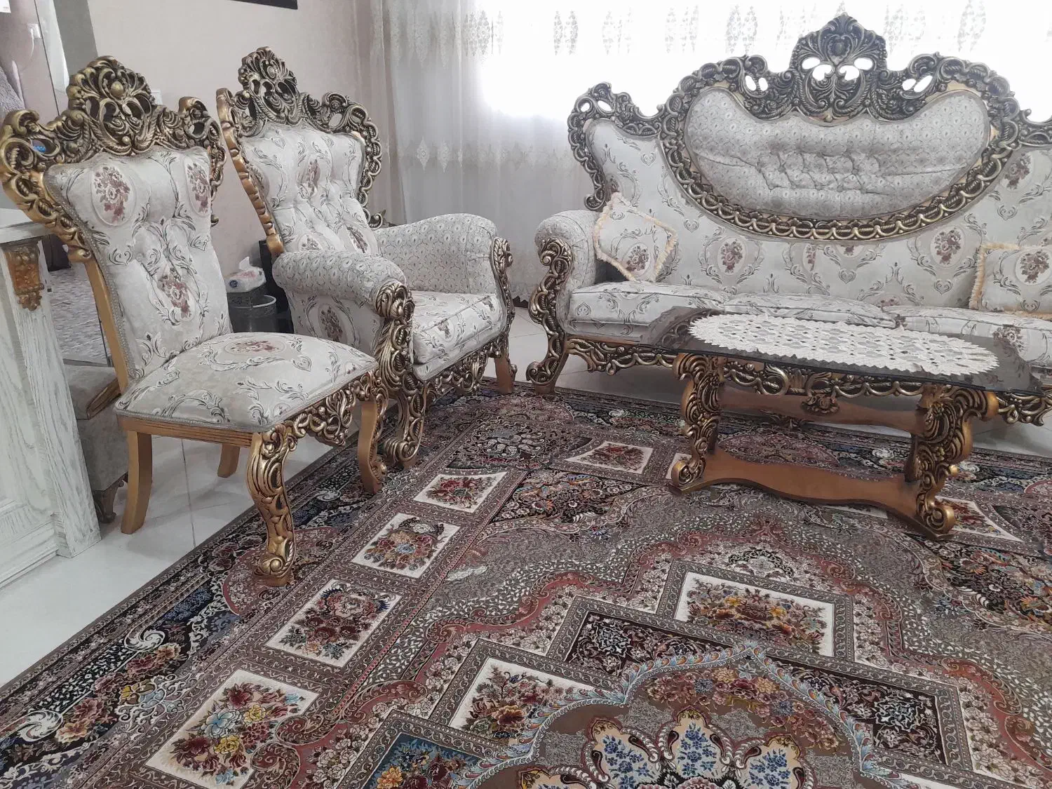 مبل سلطنتی|مبلمان خانگی و میز عسلی|مشهد, کارمندان دوم|دیوار