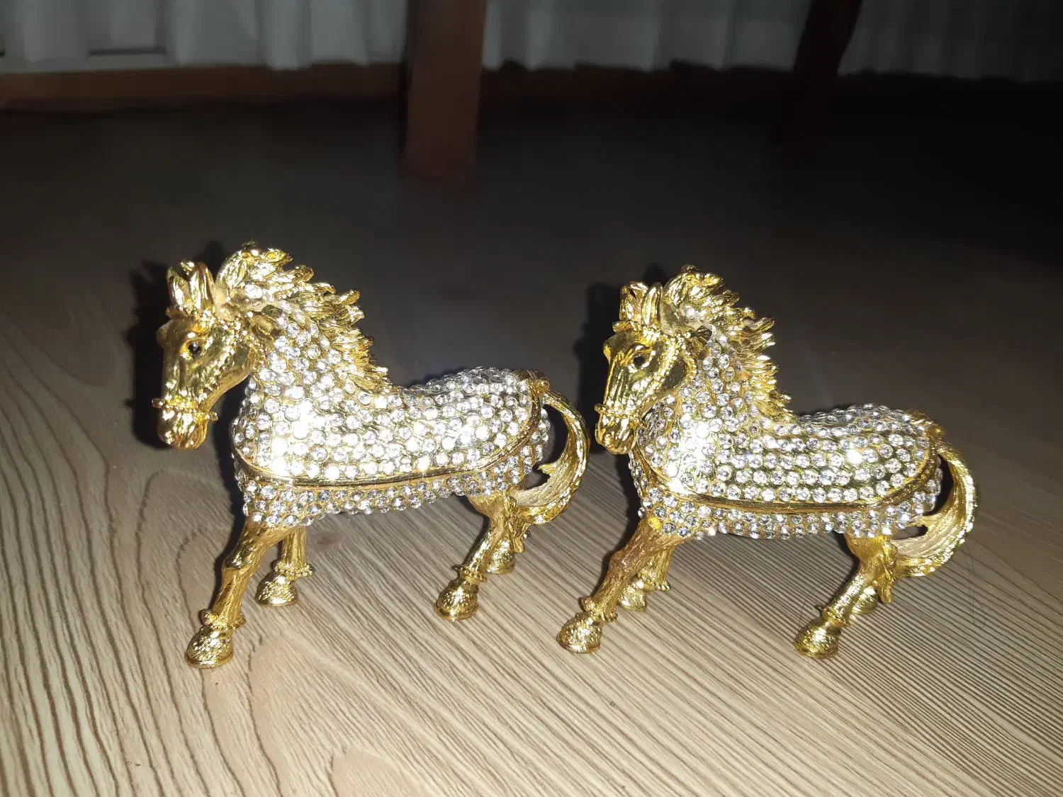 دکوری برنزی|مجسمه، تندیس، ماکت|اردبیل, |دیوار