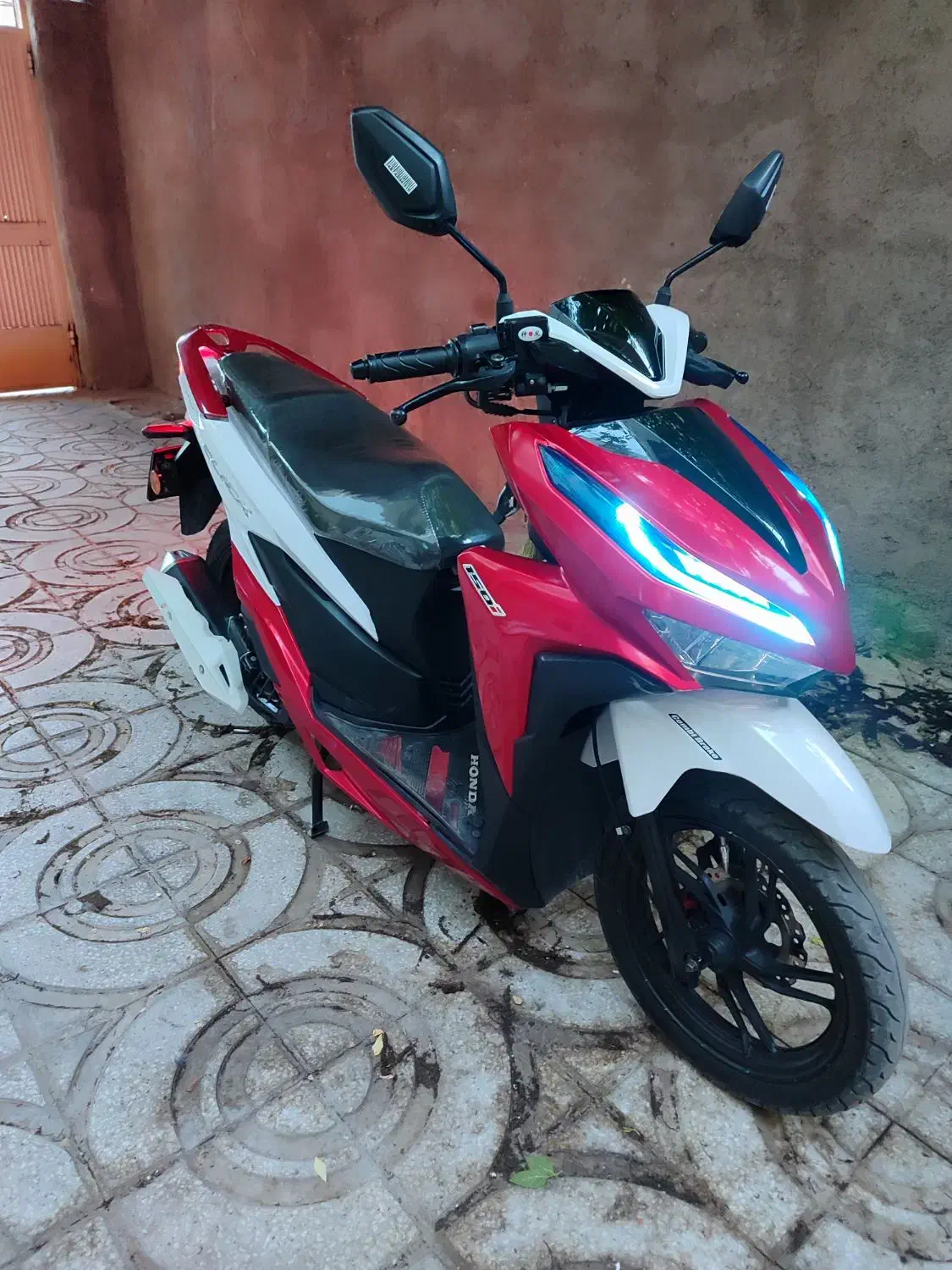 کلیک ۱۵۰ شرکت بهرو|موتورسیکلت|الیگودرز, |دیوار