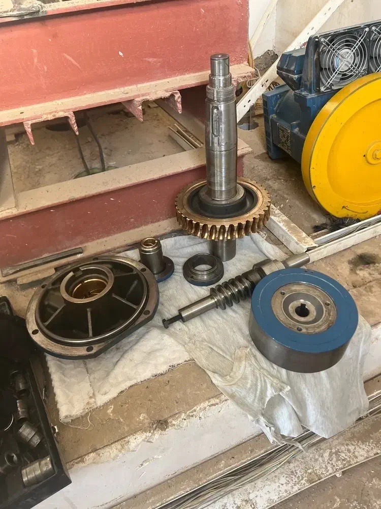 تعمیرات تخصصی موتورهای آسانسور|خدمات پیشه و مهارت|بندرعباس, |دیوار