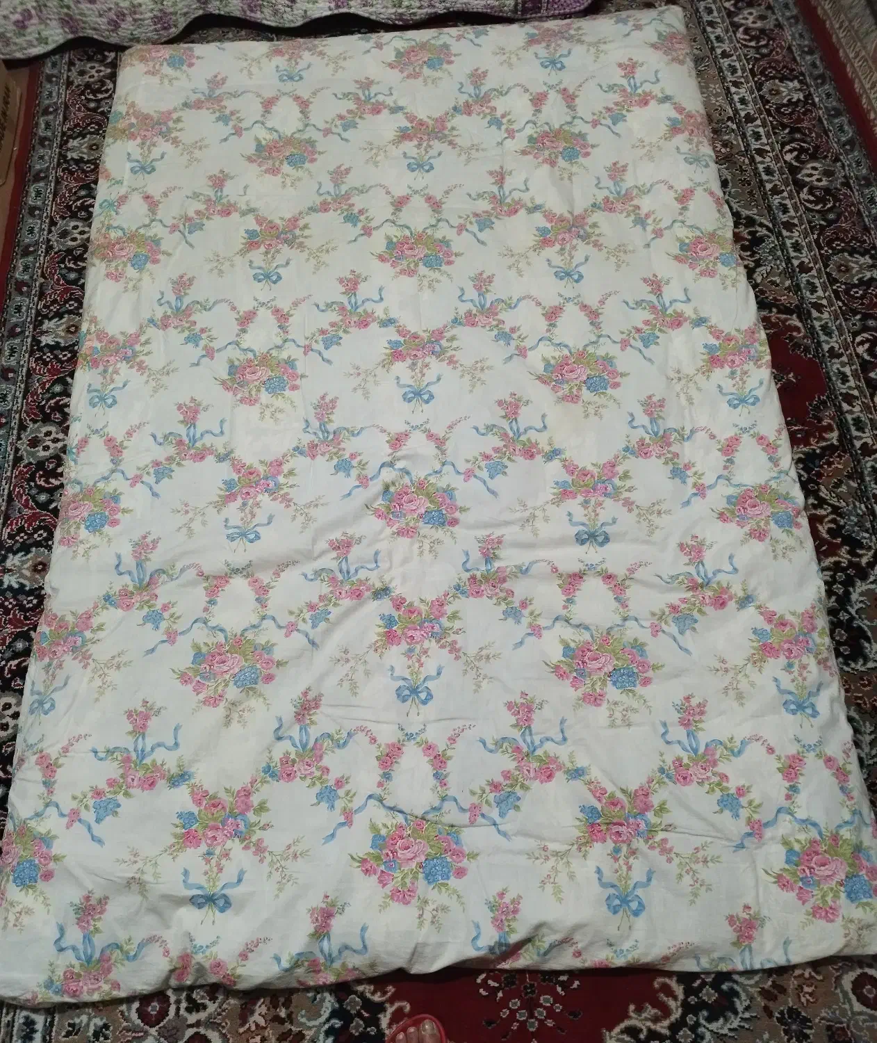 لحاف و تشک دو نفره و یکنفره ،پتو،|تشک تختخواب|شاهین‌شهر, مخابرات (شهید بهشتی)|دیوار
