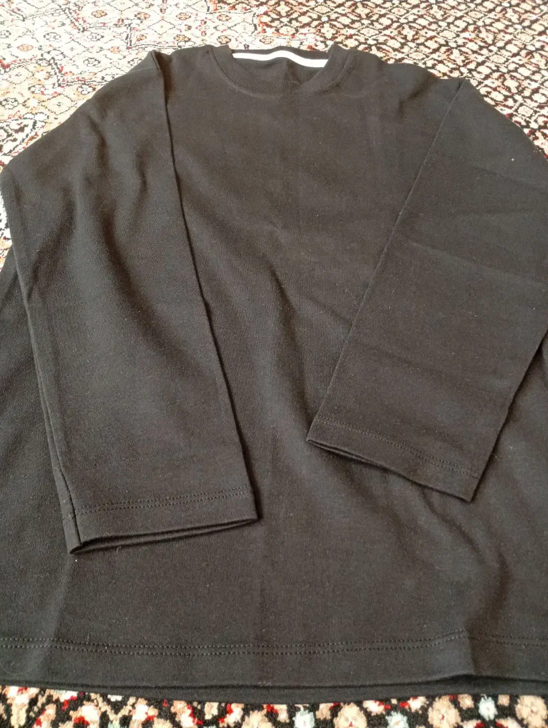 تعداد زیادی بلوز نخی مشکی|لباس|فشاپویه, |دیوار