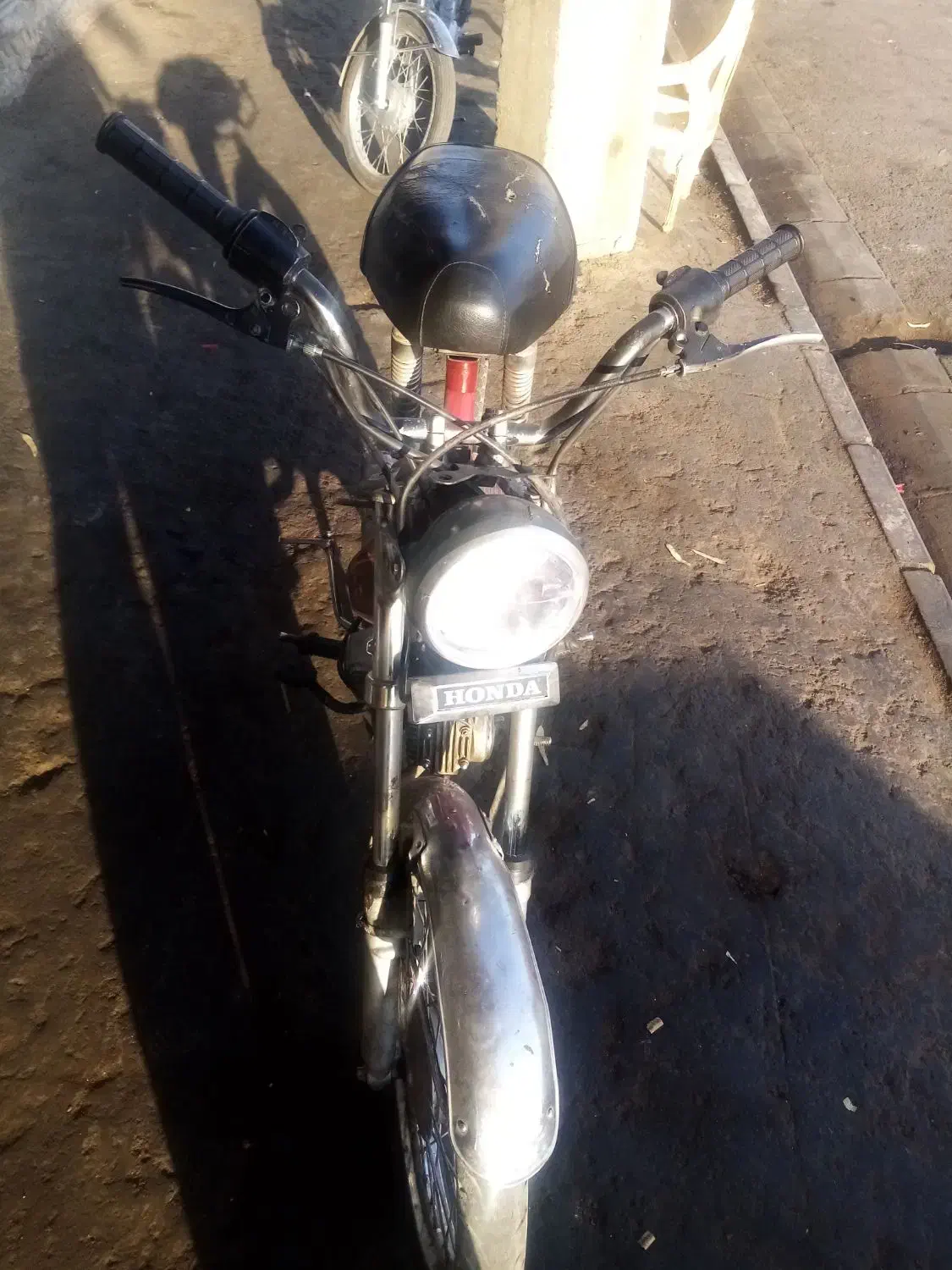 هندا 70 مشکی وقرمز 2 عدد|موتورسیکلت|قم, آذر (نکویی)|دیوار