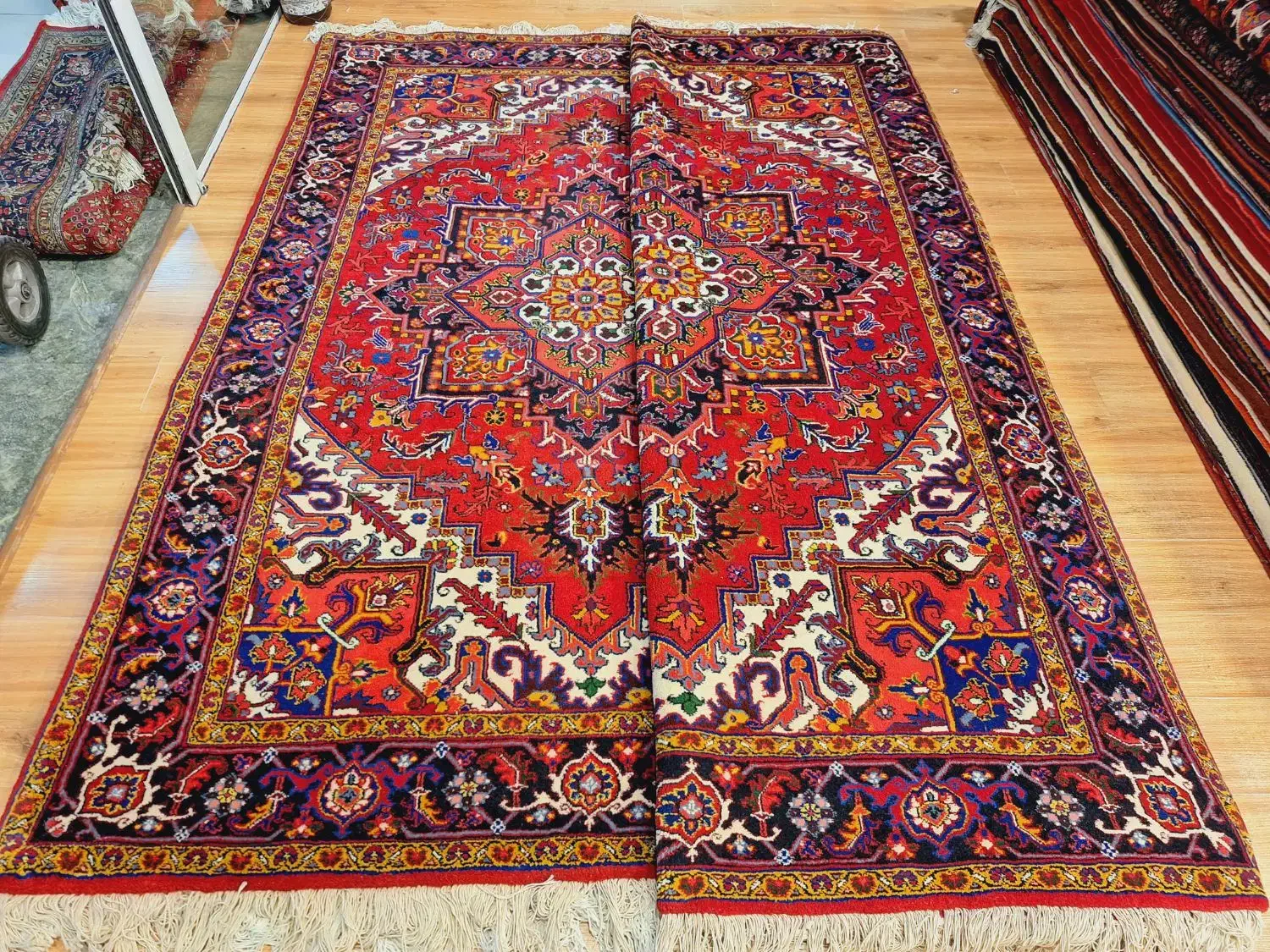 جفت فرش ۶متری دستباف آکبند هریس تاجری|فرش|تهران, اکباتان|دیوار