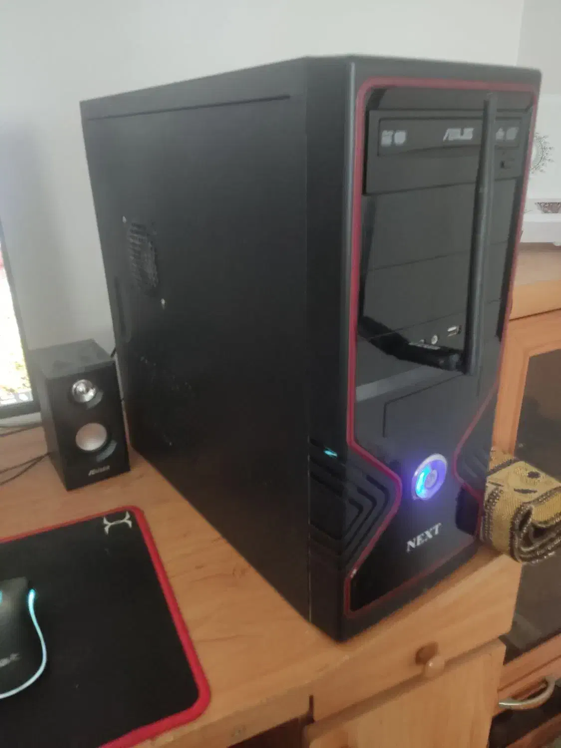 کامپیوتر کیس و مانیتور و متلقات|رایانه رومیزی|رشت, آزادگان|دیوار