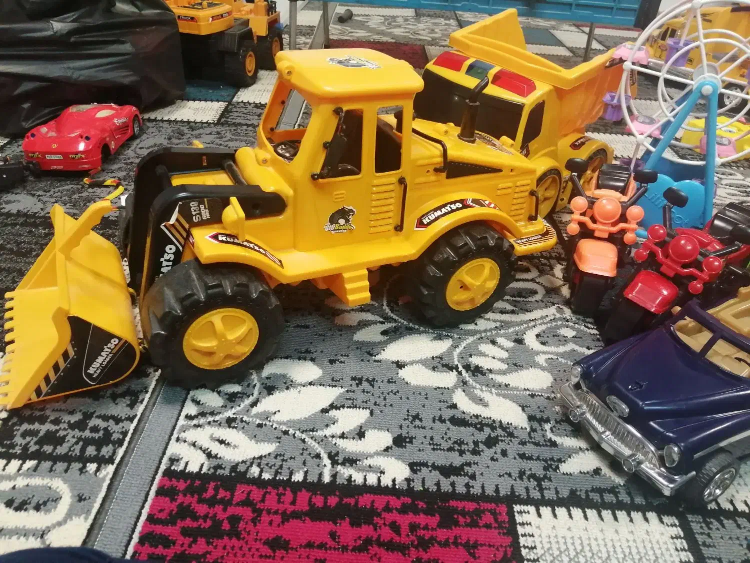 اسباب بازی|اسباب‌بازی بچه|تربت‌حیدریه, داروپخش|دیوار