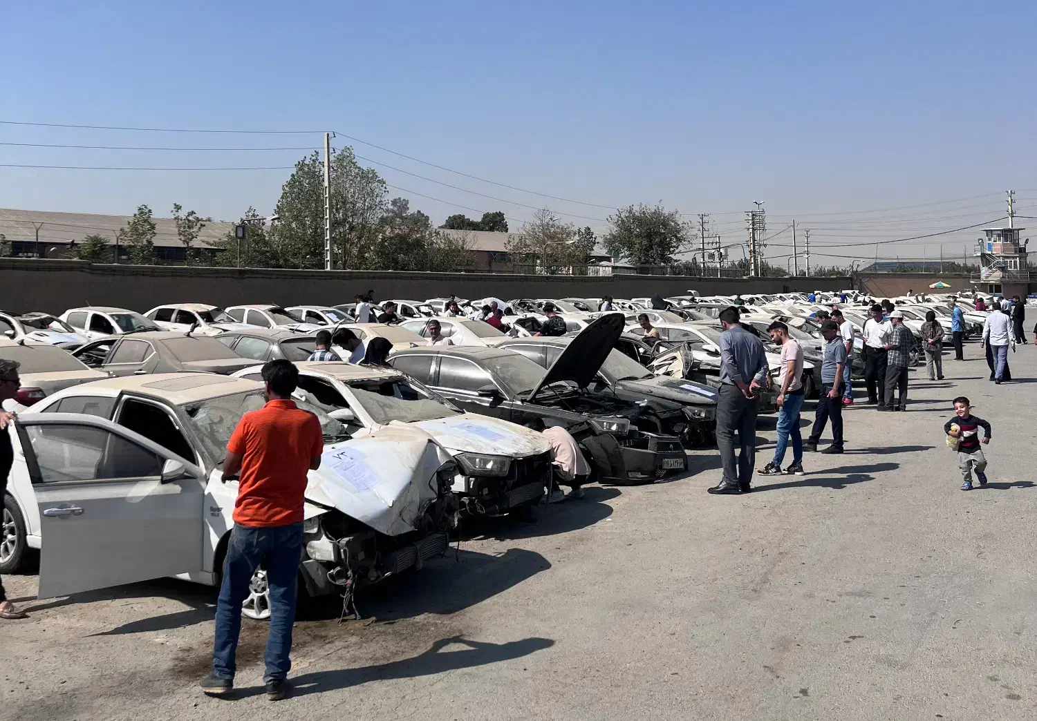 کارشناس خریدخودرو تصادفی|خدمات موتور و ماشین|تهران, تهرانپارس جنوبی|دیوار