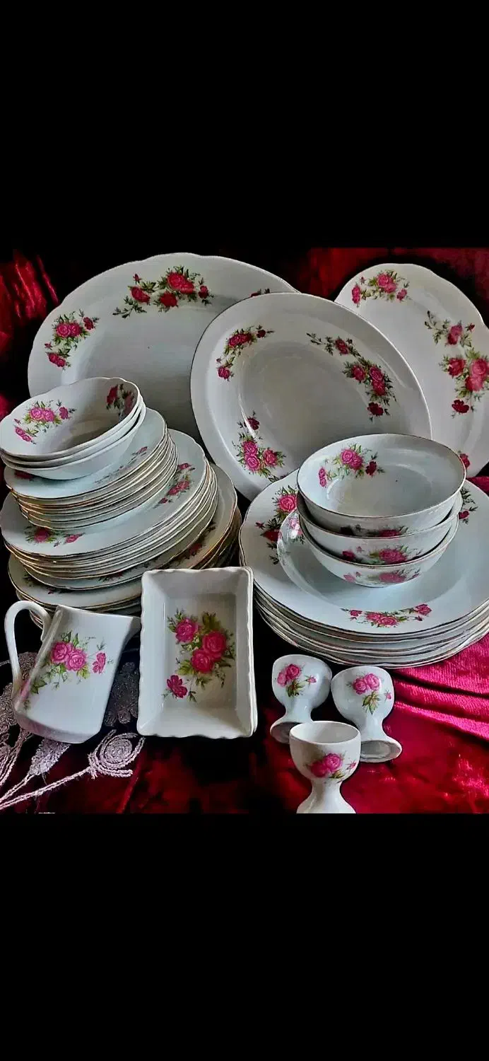 پلو خوروش خوری گلسرخی(خرید فروش معاوضه)عضوکانالشو|ظروف سرو و پذیرایی|قم, شهید رجایی|دیوار