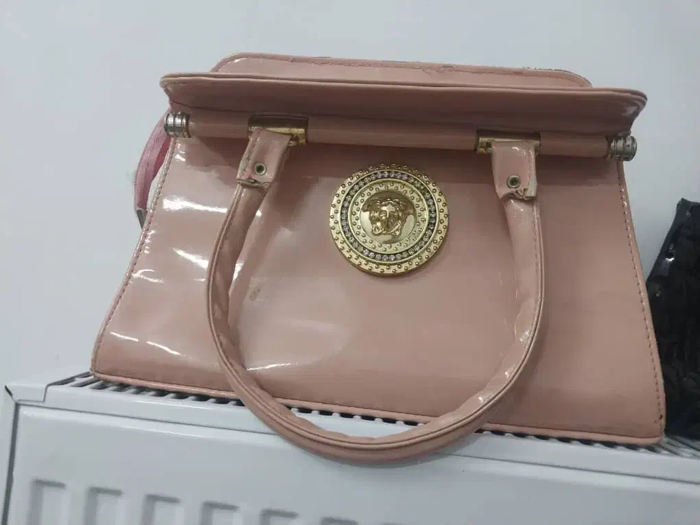 چند عدد کیف سالم|کیف، کفش، کمربند|لنجان, |دیوار