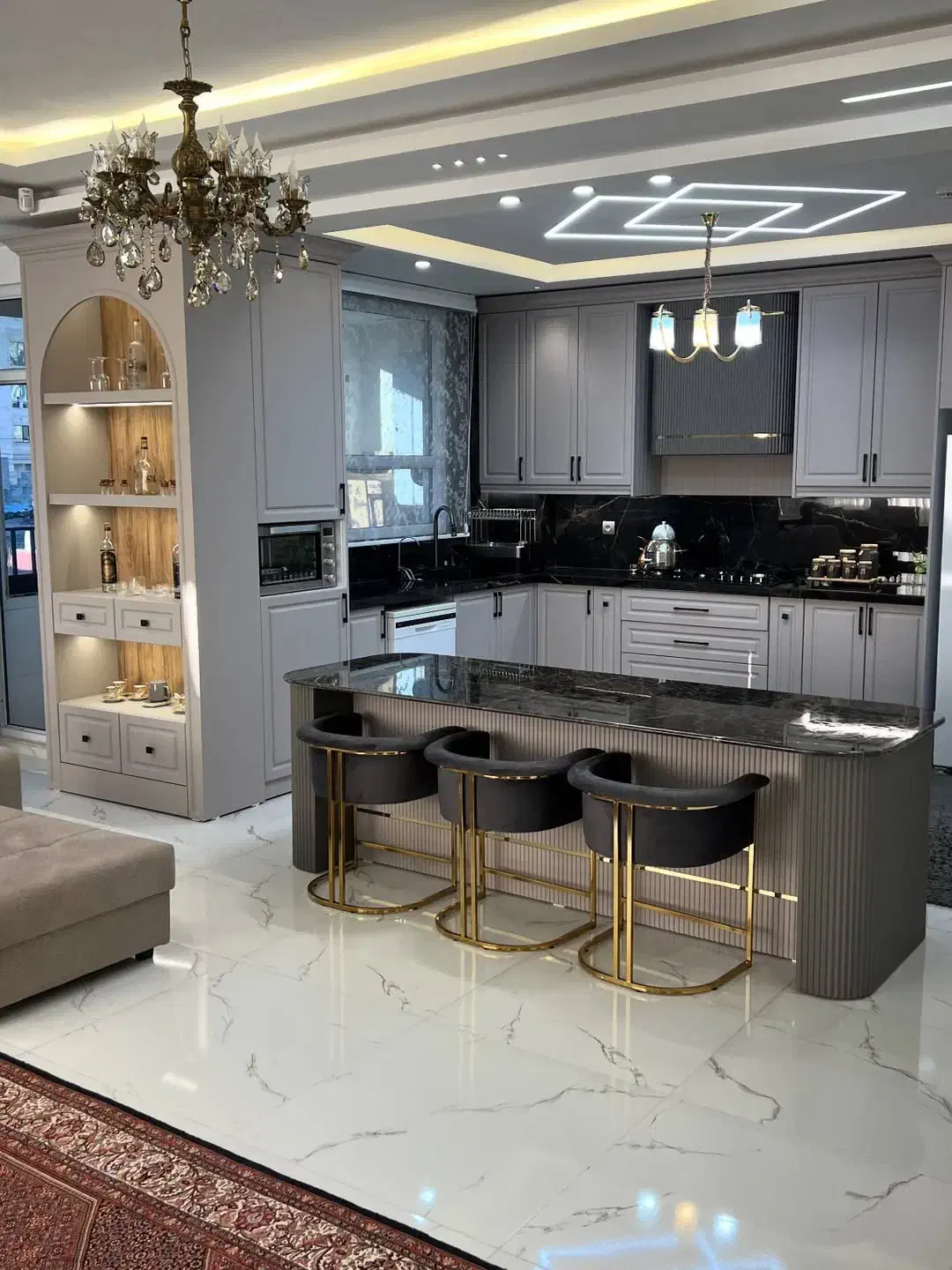 ا کابینت وکمد دیواری وبازسازی ساختمان|خدمات پیشه و مهارت|مشهد, جاهد شهر|دیوار