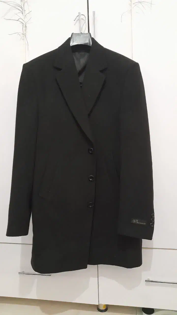 پالتو|لباس|کاشمر, |دیوار