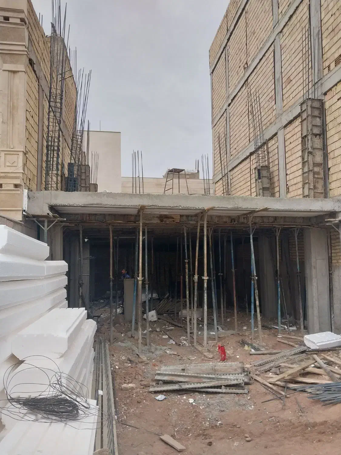 خانه یک طبقه روپیلوت هشت بهشت|فروش آپارتمان|اقبالیه, |دیوار