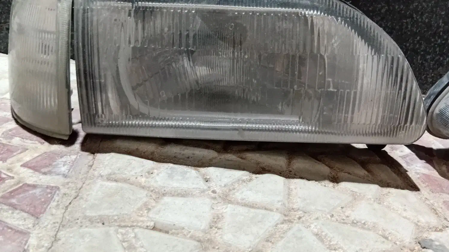 کاسه چراغ جلو پراید صبا|قطعات یدکی و لوازم جانبی|تربتحیدریه, آغوی|دیوار