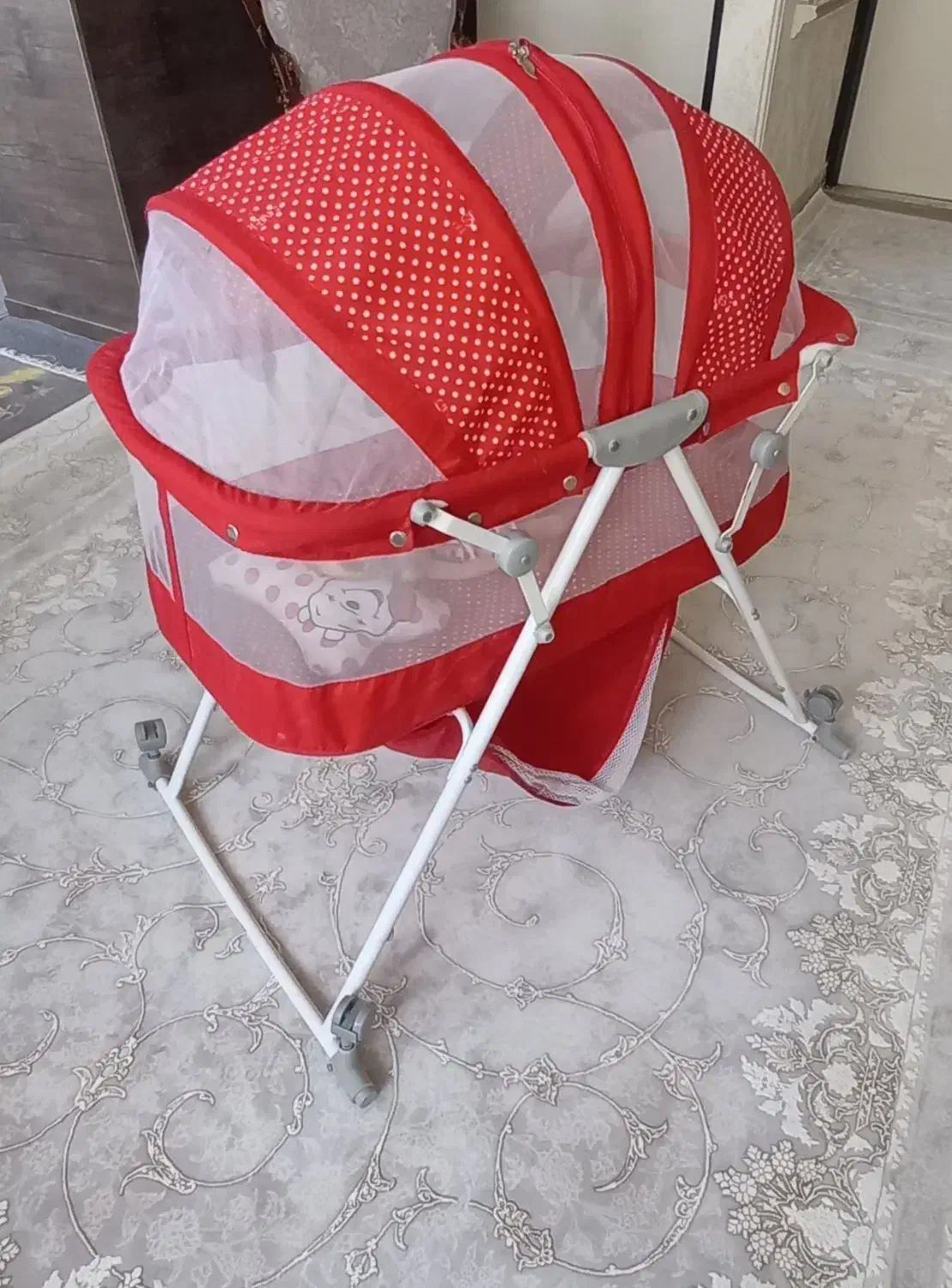 گهواره کودک|اسباب و اثاث بچه|رودهن, |دیوار