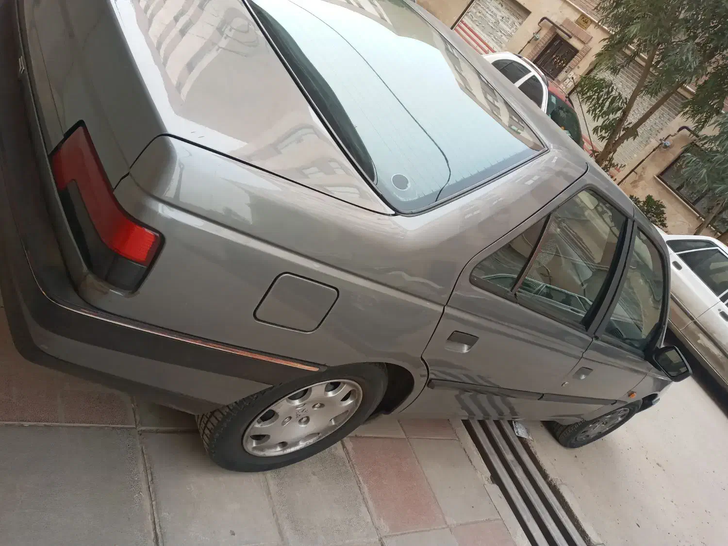 پژو ۴۰۵ مدل ۸۸ کاملا خانگی|خودرو سواری و وانت|قرچک, باقرآباد|دیوار