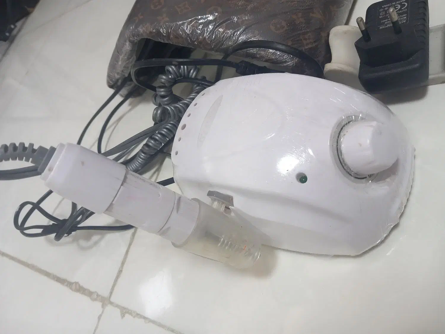 اپیلاسیونو کاشت ناخن|آرایشی، بهداشتی، درمانی|سنندج, |دیوار