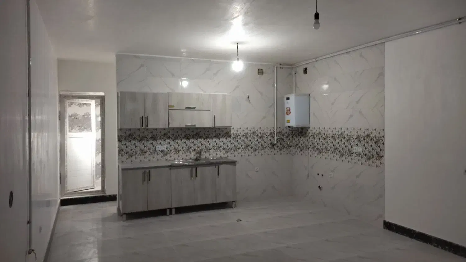 رهن منزل کلید نخورده جمال آباد کرونی.95میلیون|اجارهٔ خانه و ویلا|شیراز, جمال آباد|دیوار