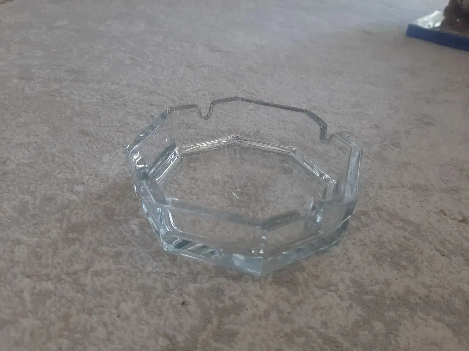 زیر سیگاری|ظروف سرو و پذیرایی|قرچک, شهرک طلائیه|دیوار