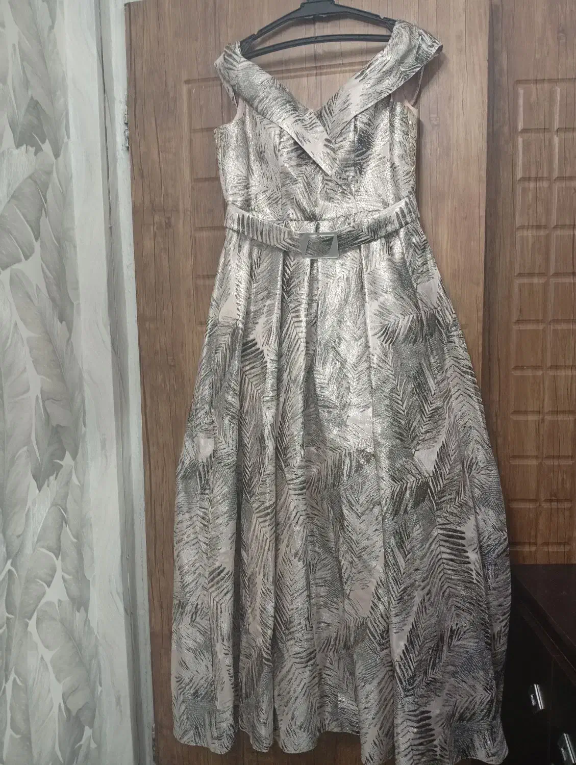 لباس مجلسی زیبا تن خور عالی|لباس|تهران, امیریه|دیوار