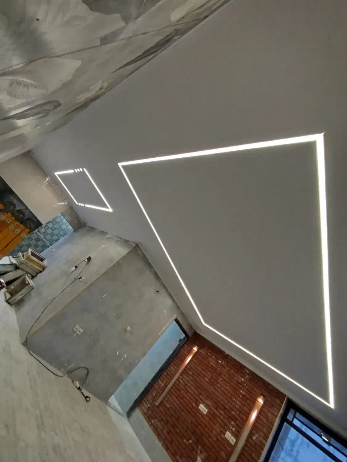 خدمات کلی برق ساختمان|خدمات پیشه و مهارت|اردبیل, |دیوار