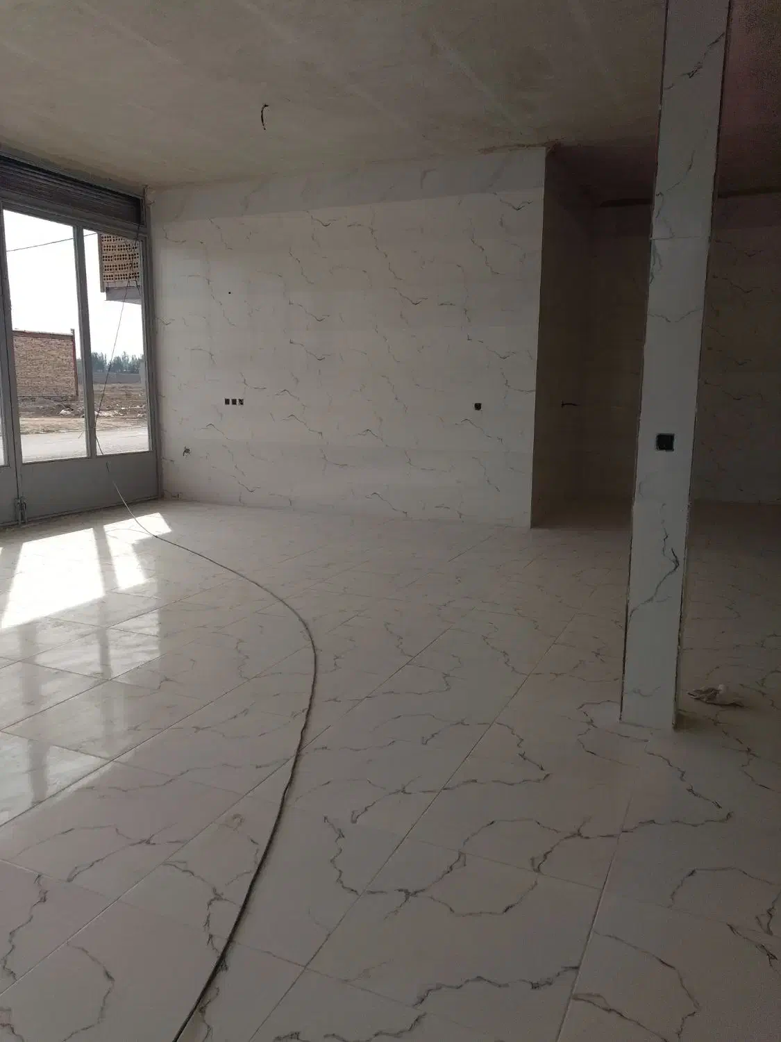 انبار 100متره باامتیازه آب برق اجاره می دیم|اجارهٔ مغازه و غرفه|خوی, |دیوار