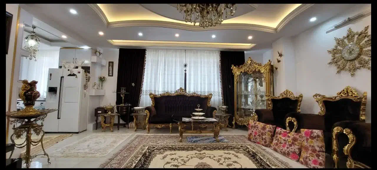 تجاری مسکونی بر نواب|فروش خانه و ویلا|قم, آزادگان|دیوار