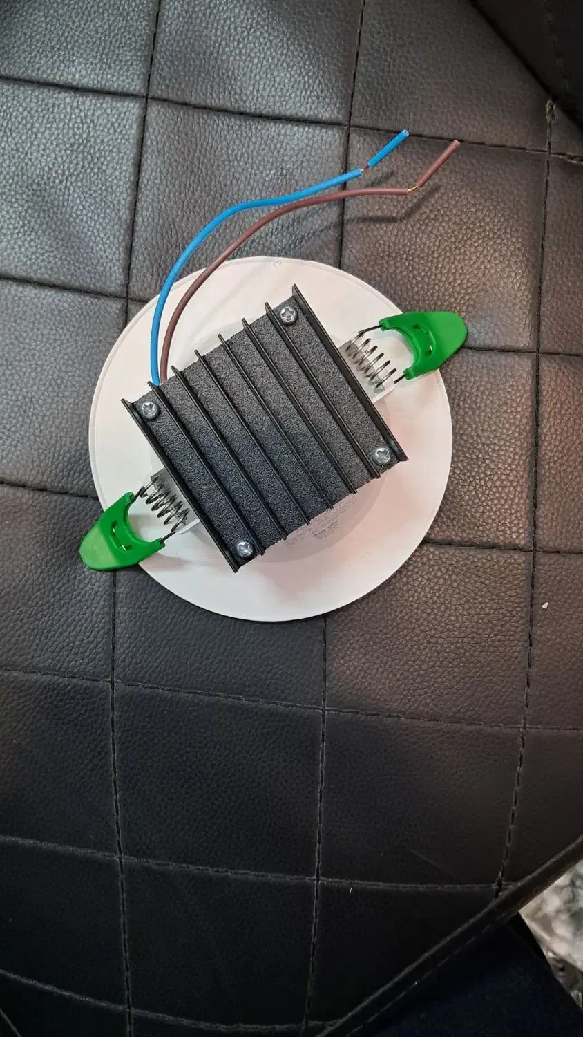 چراغ هالوژن پارس شعاع 7 وات و 9 وات|لامپ و چراغ|تهران, باغ فیض|دیوار