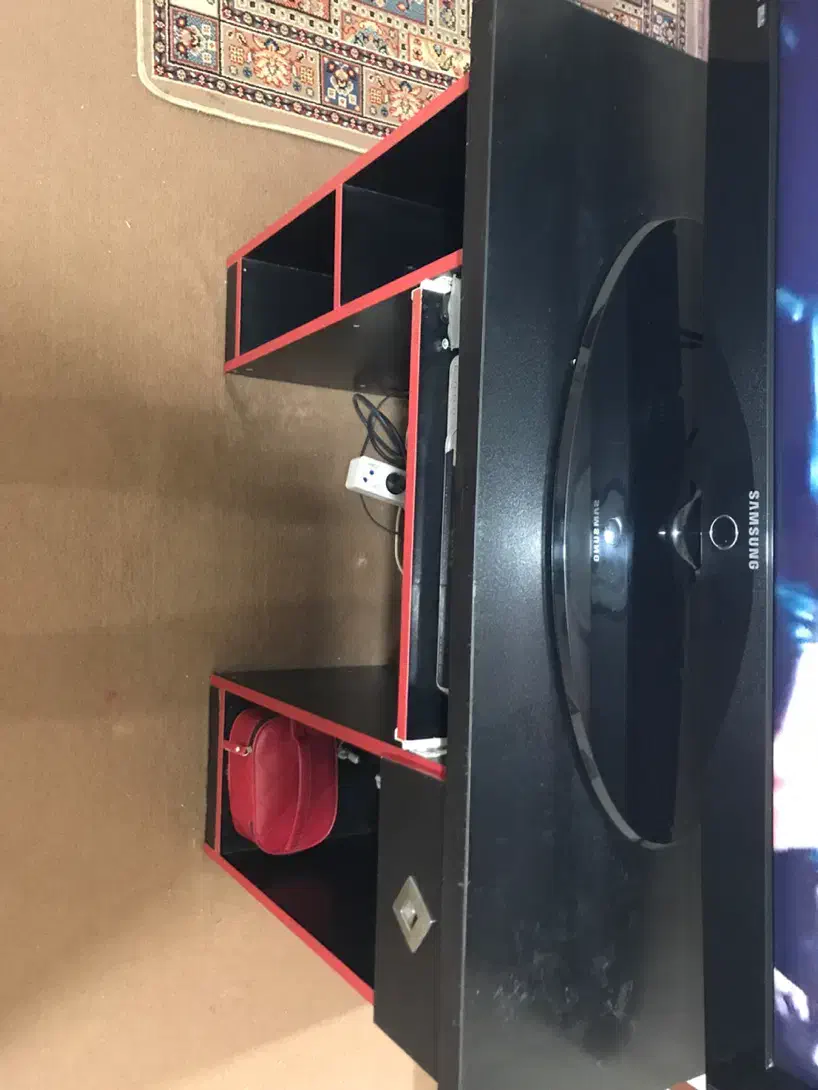 فروش میز تحریر بسیار تمیز|میز تحریر و کامپیوتر|لنگرود, |دیوار