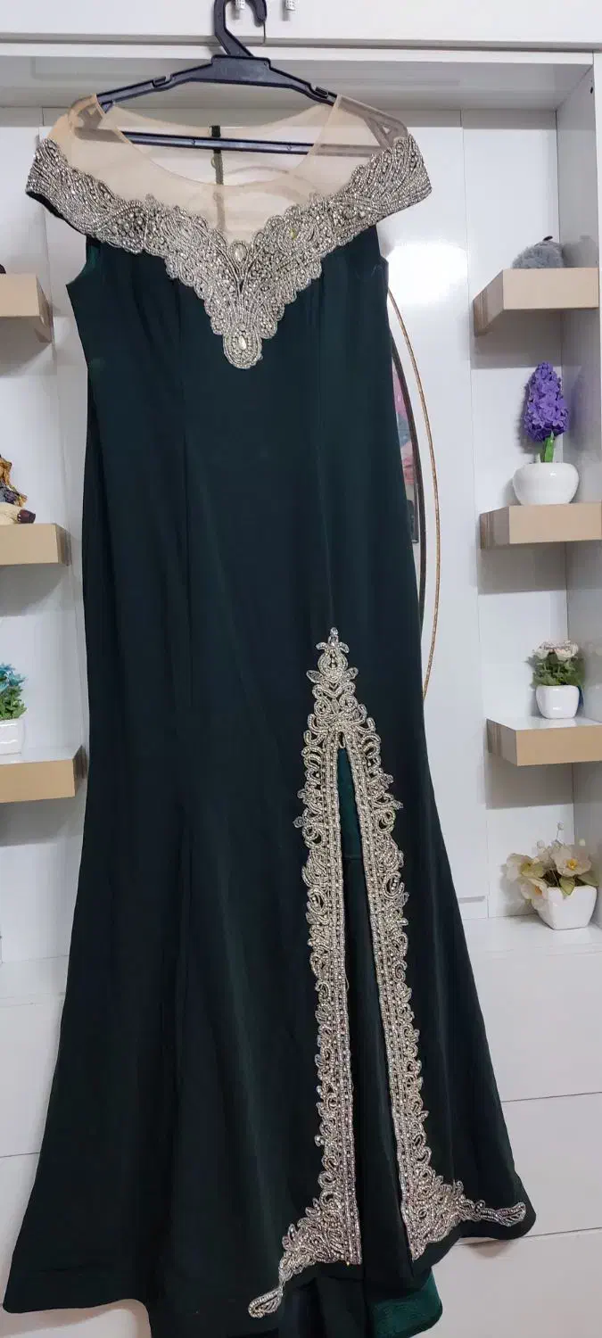 لباس|لباس|نیشابور, خط کاشمر|دیوار