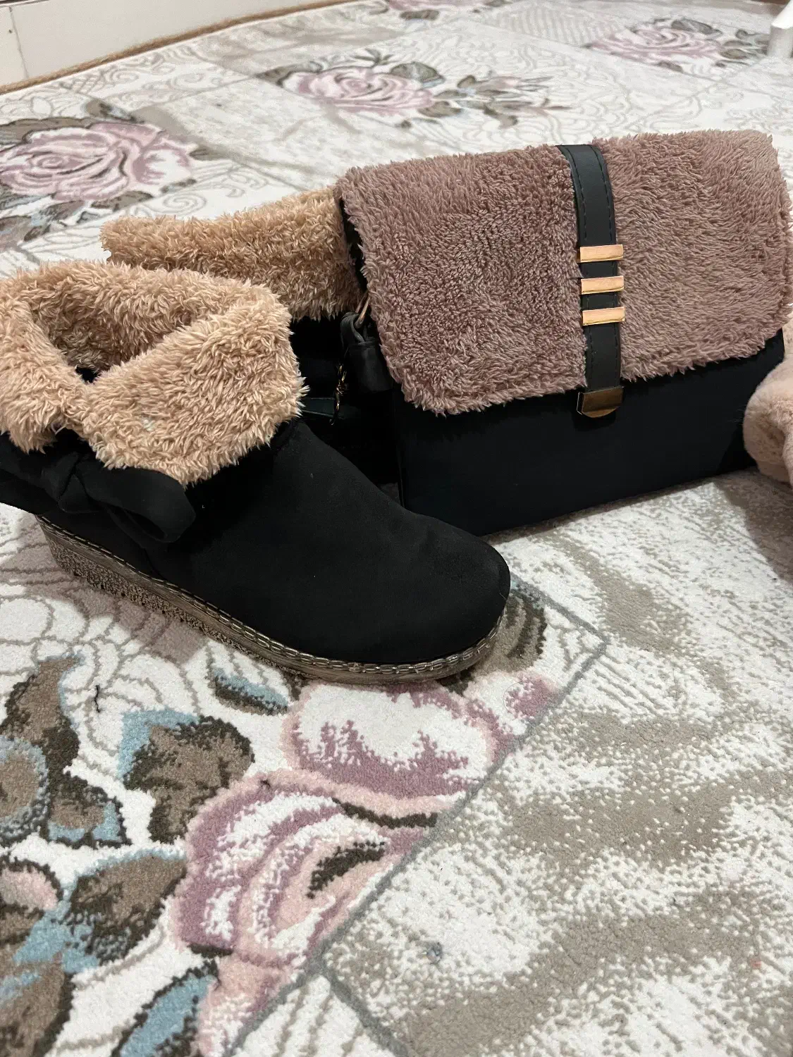 ست نیم بوت و کیف|کیف، کفش، کمربند|قم, باغ شازده|دیوار