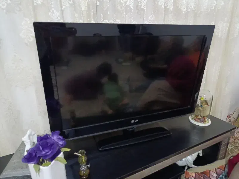 تلویزیون LG|تلویزیون و پروژکتور|سردرود, |دیوار