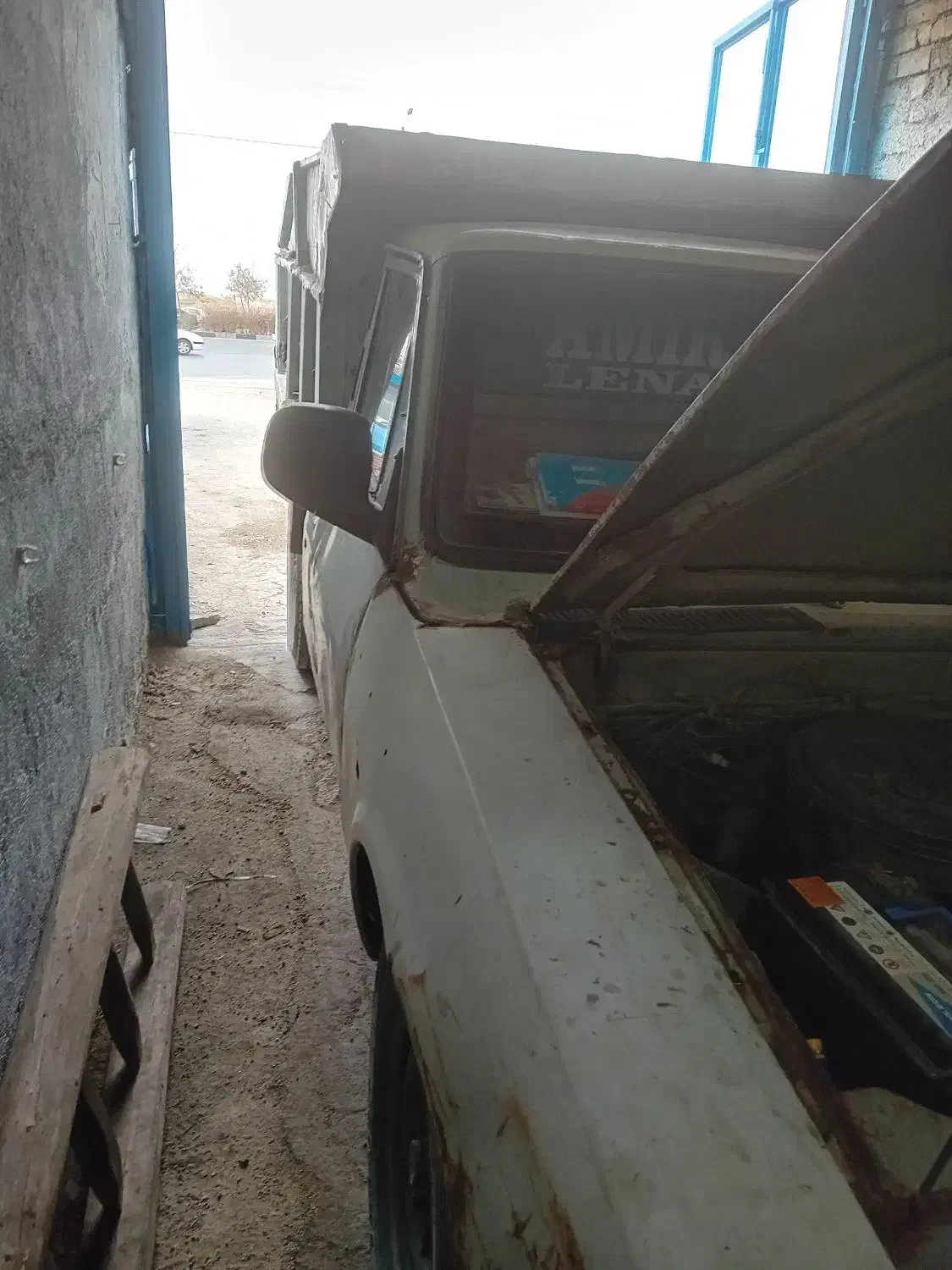 اتاق جلوبدون پوسیدگی وکامل|قطعات یدکی و لوازم جانبی|همدان, |دیوار