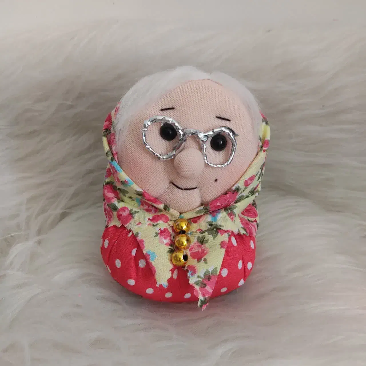 عروسک های زیبا|اسباببازی|صومعهسرا, |دیوار