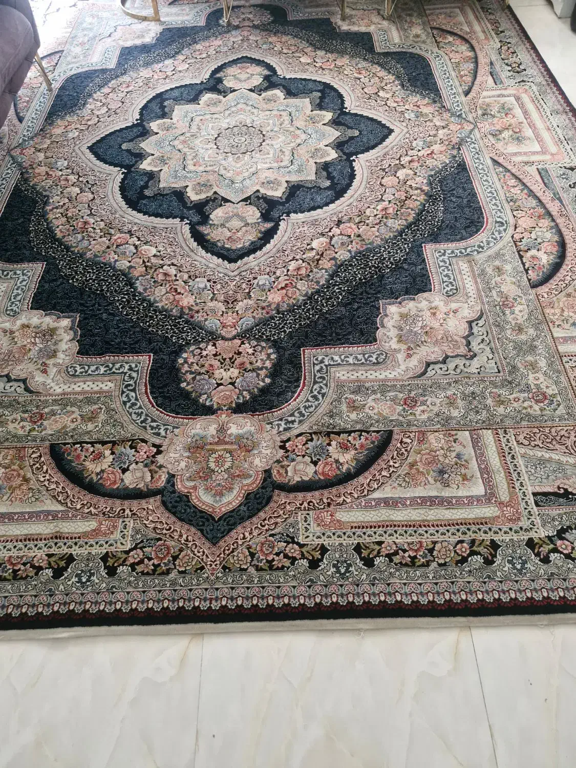 فرش 12متری|فرش|مشهد, کارگران|دیوار