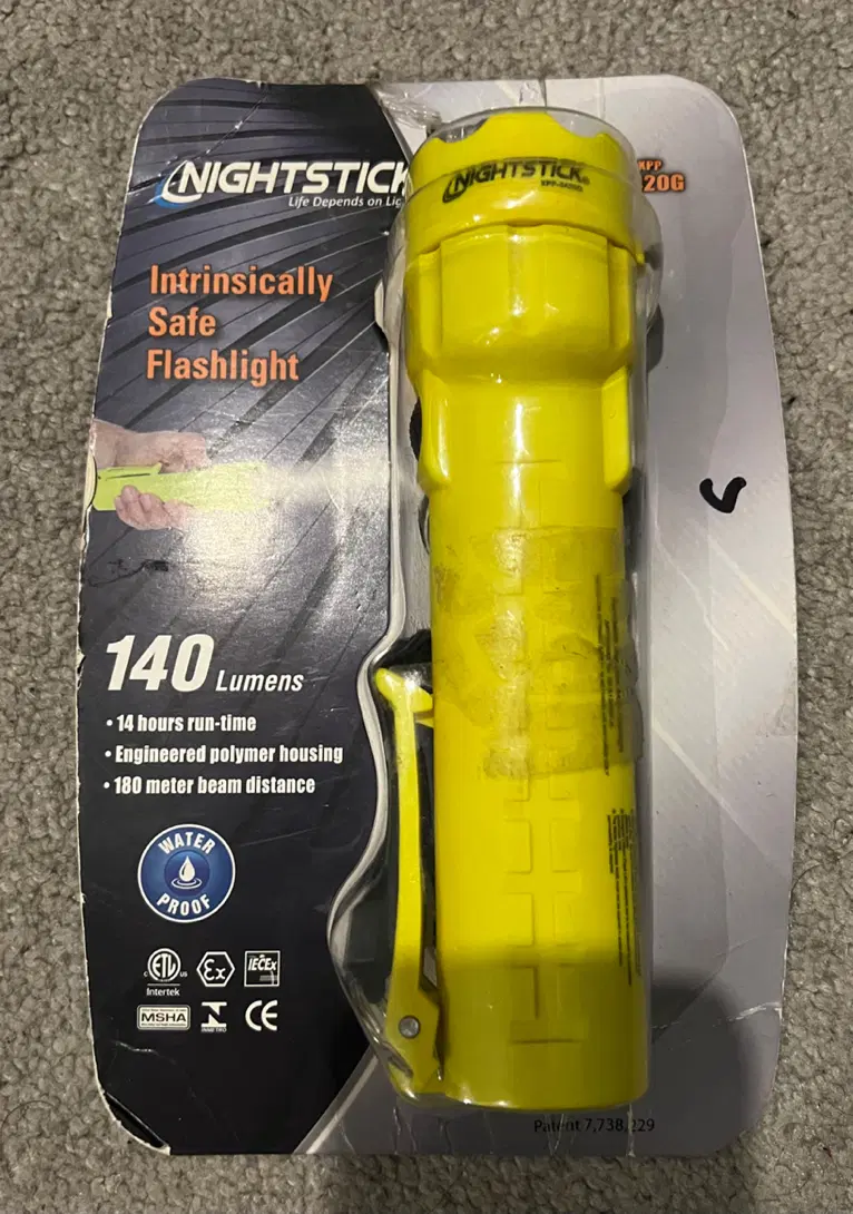 چراغ قوه nightstick|کوهنوردی و کمپینگ|تهران, اقدسیه|دیوار