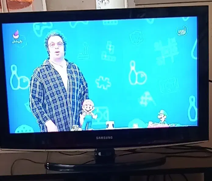 ال سی دی۳۲|تلویزیون و پروژکتور|قم, دروازه ری|دیوار