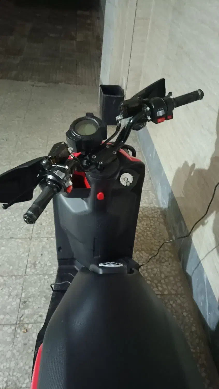 موتور برقی مادو|موتورسیکلت|کرج, برغان|دیوار