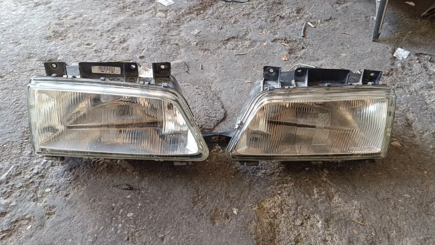 چراغ جلو چراغ عقب آیینه پژو|قطعات یدکی و لوازم جانبی|صحنه, |دیوار